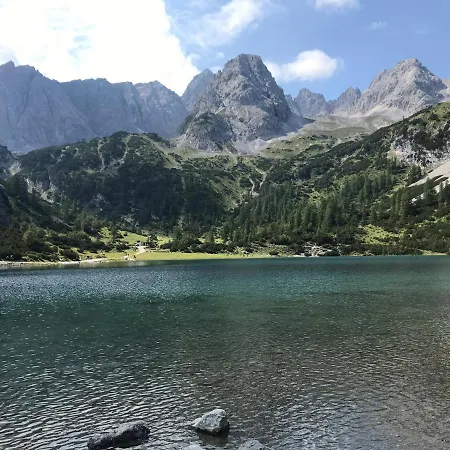 Pony-ziegen-hasen-ranch * Bichlbach
